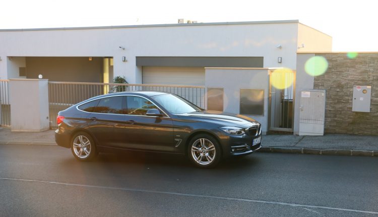 BMW 330d GT xDrive 013