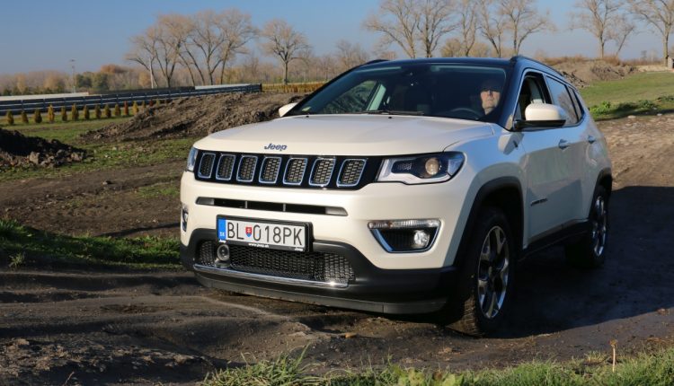 Jeep Compass 1,4 T 009