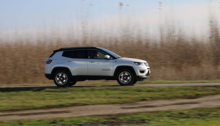 Jeep Compass 1,4 T 052