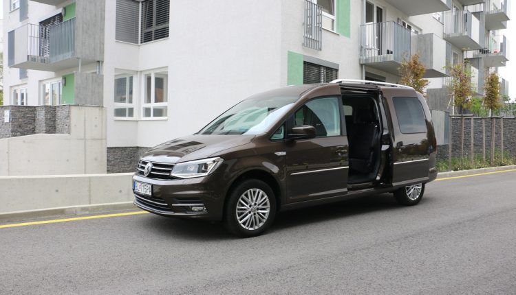 Volkswagen Caddy MAXI Highlinet 036