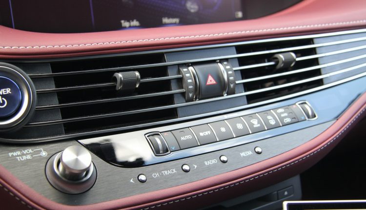 Lexus LS.15