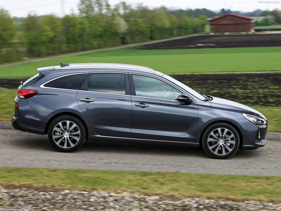 Hyundai i30 kombi exteriér