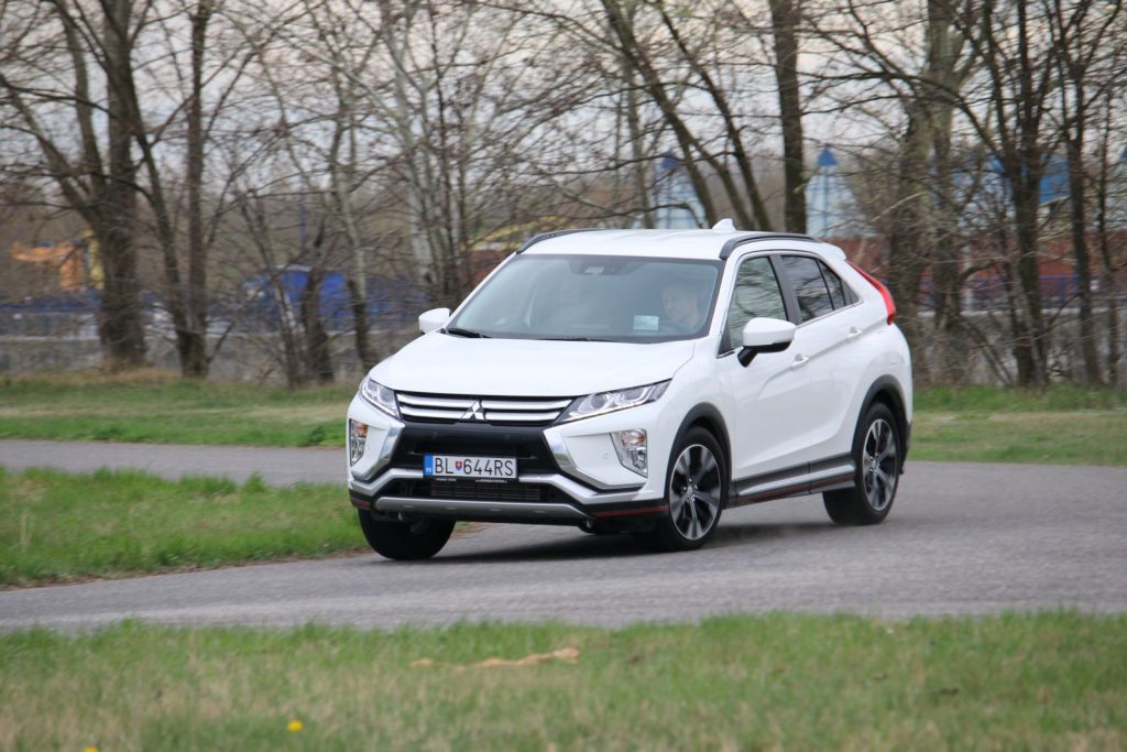 Multitest-Eclipse-Cross-vs-C-HR-vs-Qashqai