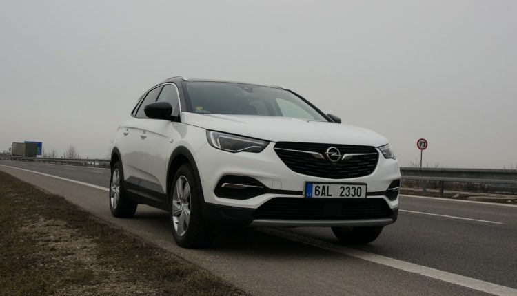 Test Opel GrandlandX 1.2