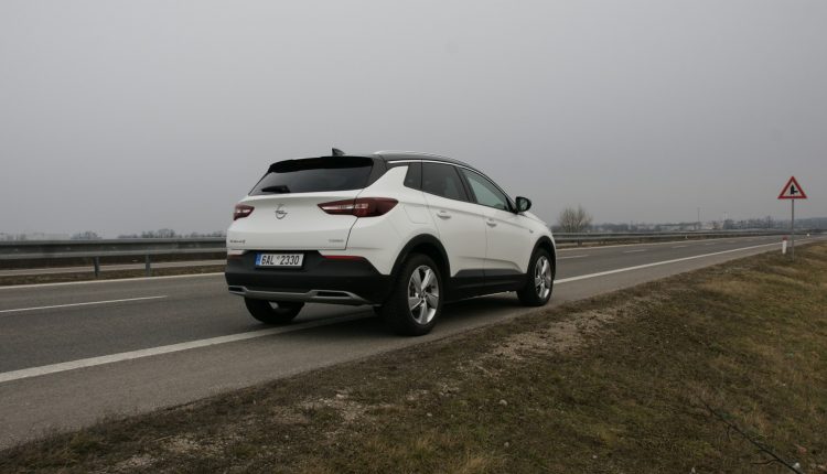 Test Opel GrandlandX 1.2