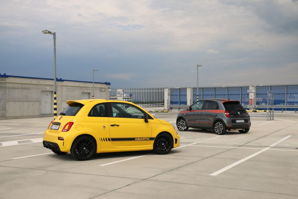 Renault Twingo GT vs Abarth 595 Competizione