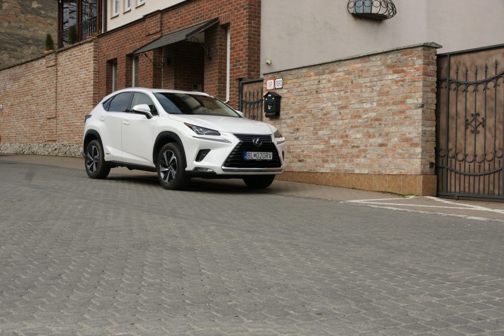 Test Lexus NX 300h