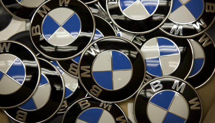 BMW Plans To Invest $900 Million At U.S. Plant For New X4 SUV