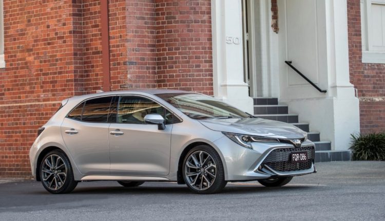 2019 Toyota Corolla ZR silver front side