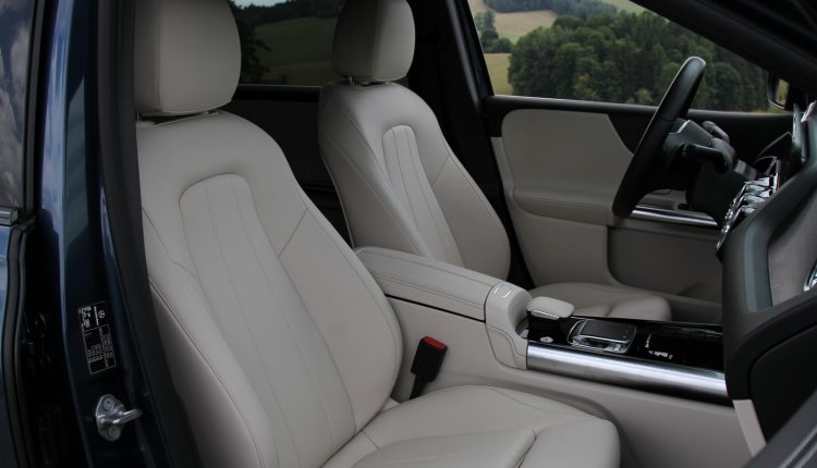 MERCEDES-BENZ B 180 d 0023