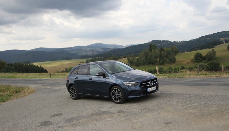 MERCEDES-BENZ B 180 d 0057
