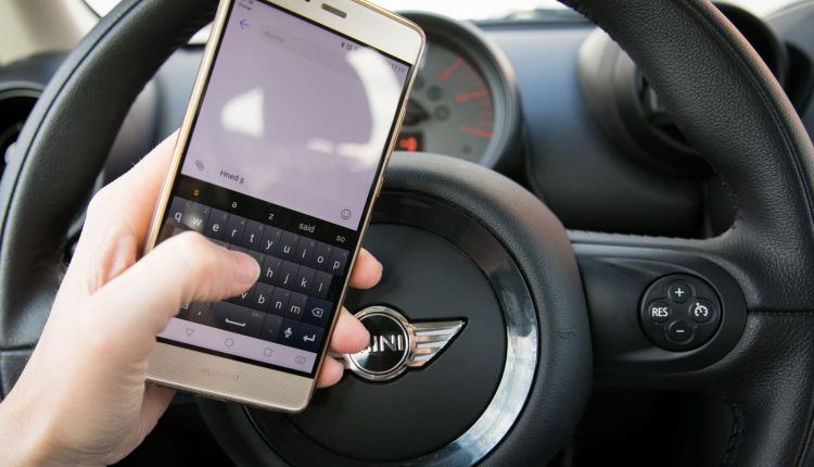 Telefonovanie za volantom