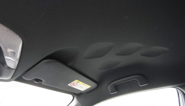 TOYOTA CH-R Hybrid 0012