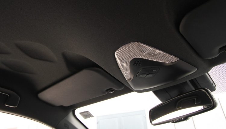 TOYOTA CH-R Hybrid 0023