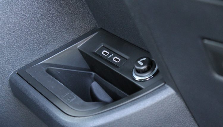 VOLKSWAGEN Multivan 6.1 2,0 TDI 7DSG 4Motion 0022